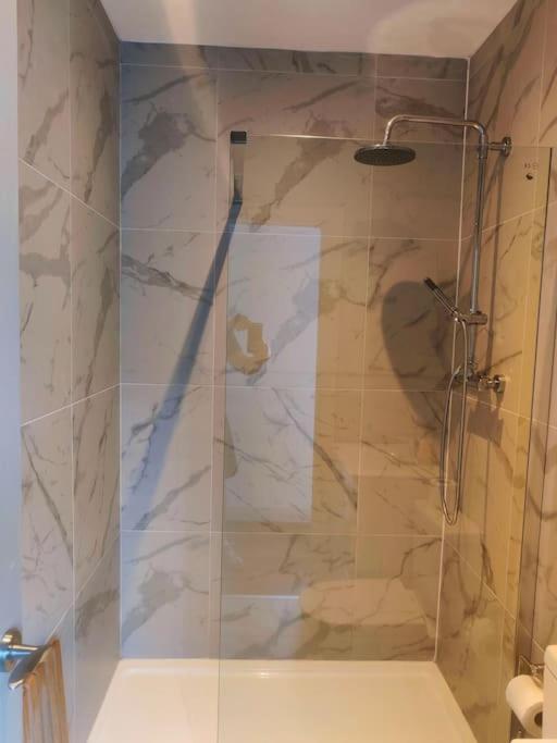 בלקפול Sloane Modern 2 Bedroom Seafront Apartment מראה חיצוני תמונה